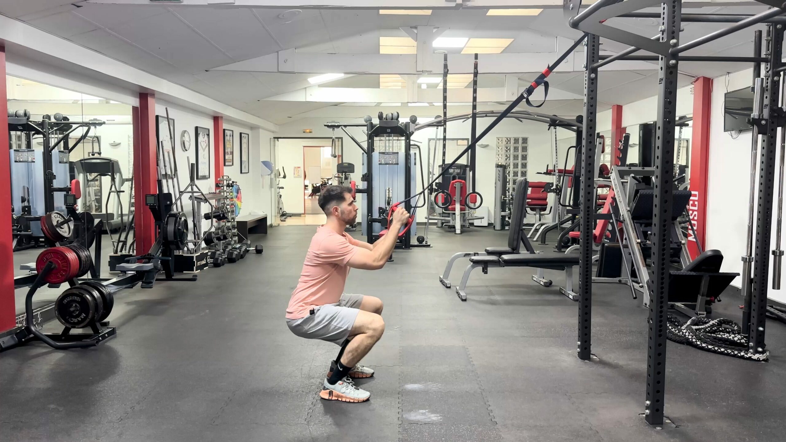Squat TRX
